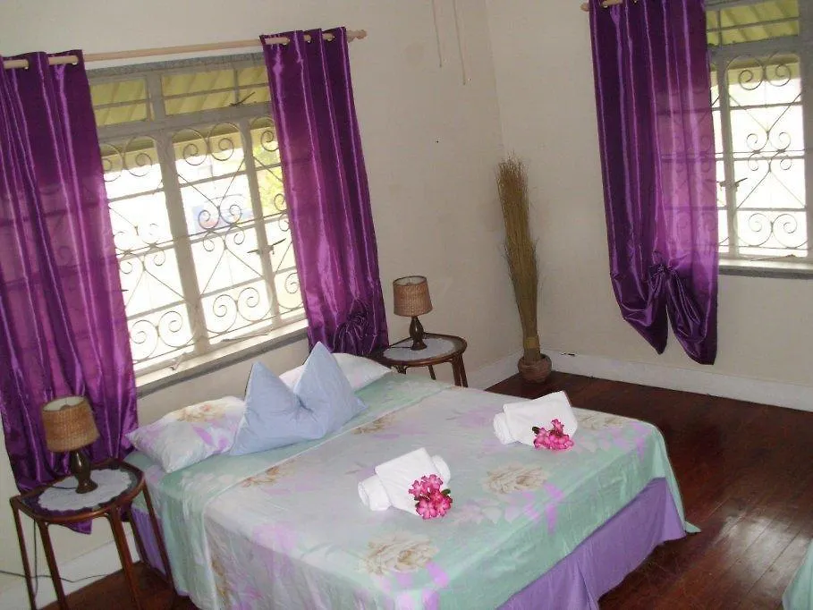 Dover Gardens Guesthouse Christ Church 0*,  Barbados